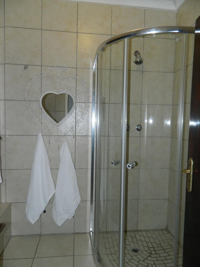 Guest House Gabby Клерксдорп Екстериор снимка