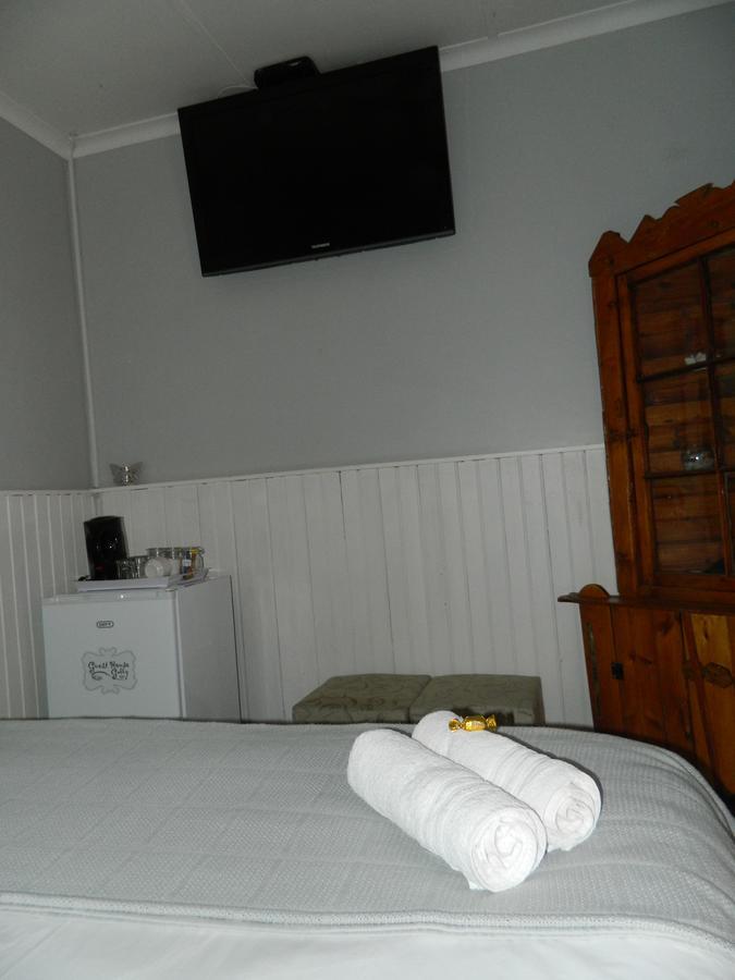 Guest House Gabby Клерксдорп Екстериор снимка