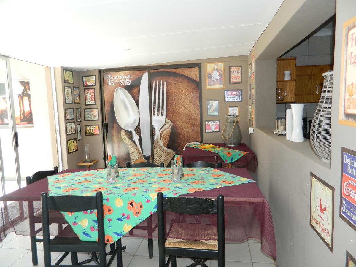 Guest House Gabby Клерксдорп Екстериор снимка