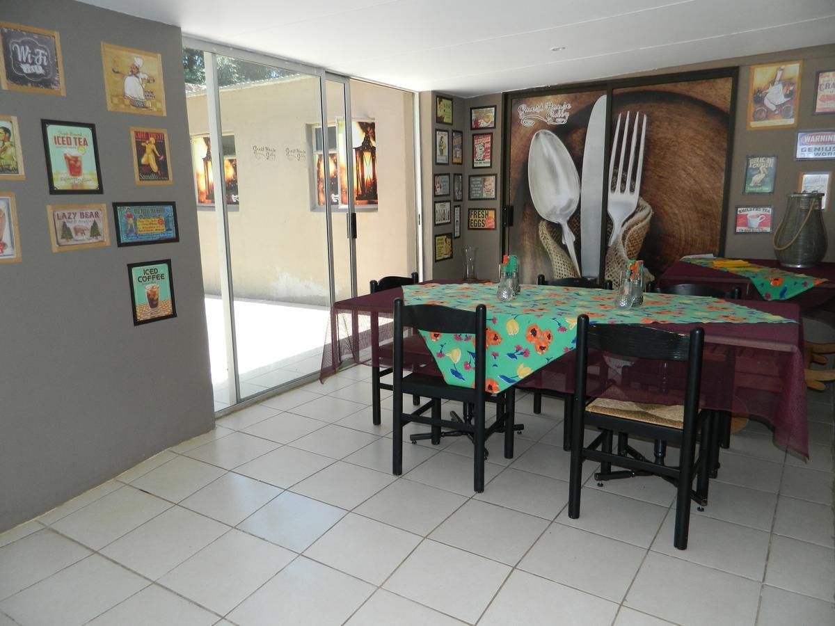 Guest House Gabby Клерксдорп Екстериор снимка